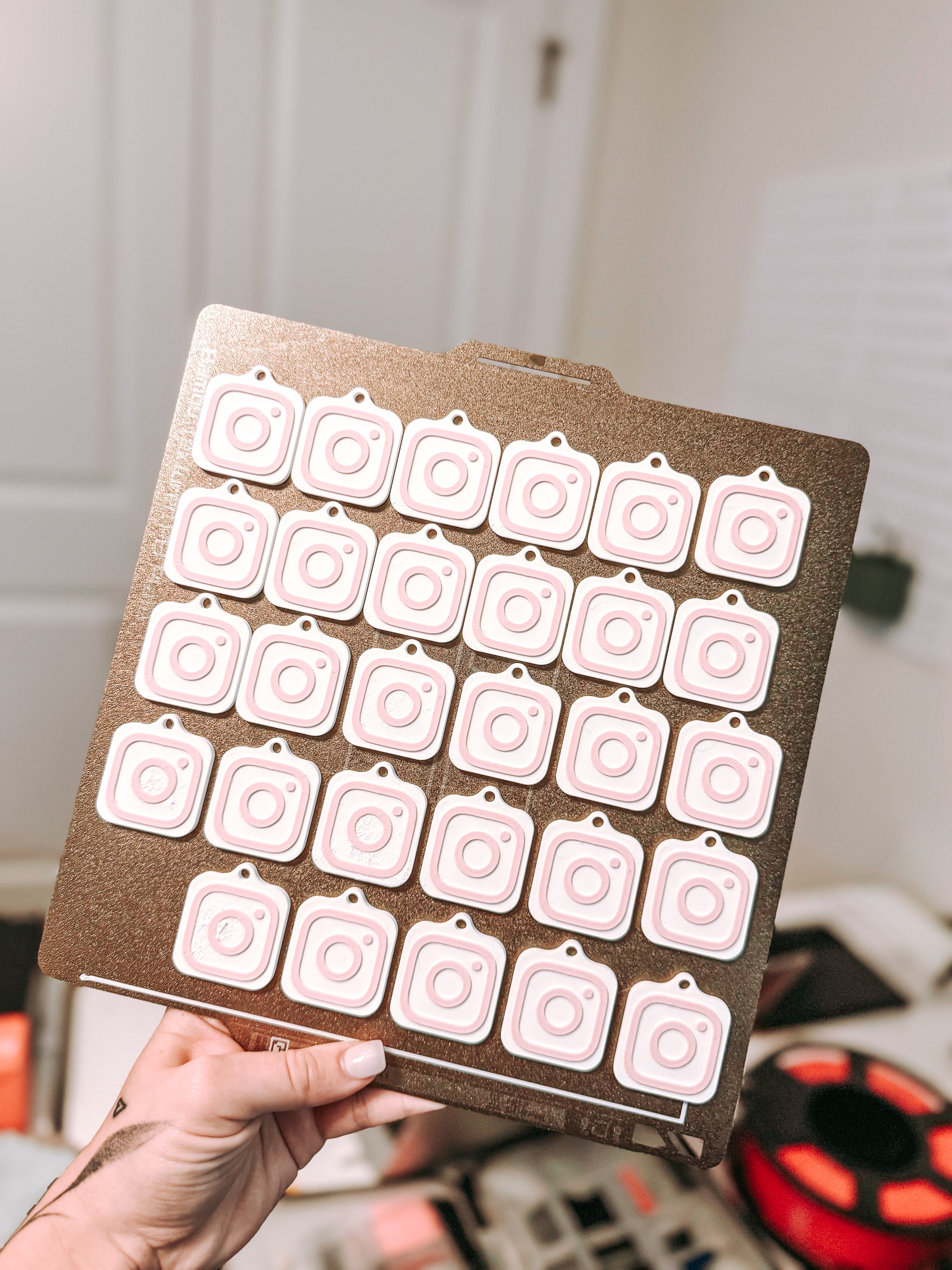 Custom NFC Social Media Keychain | Tap to Share | 3D Printed Personalized Keychain | Creator & Small Business Accessory