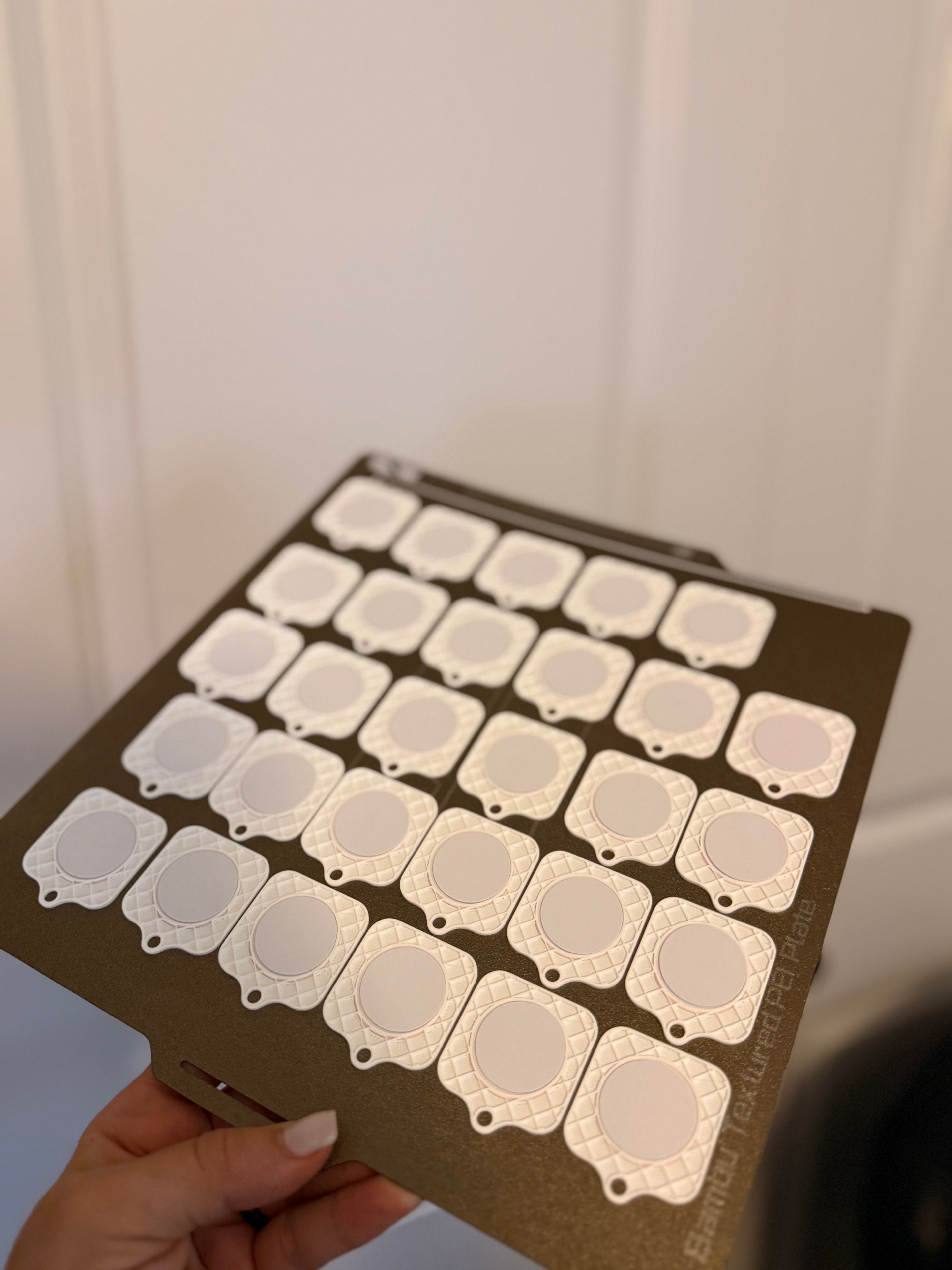 Custom NFC Social Media Keychain | Tap to Share | 3D Printed Personalized Keychain | Creator & Small Business Accessory